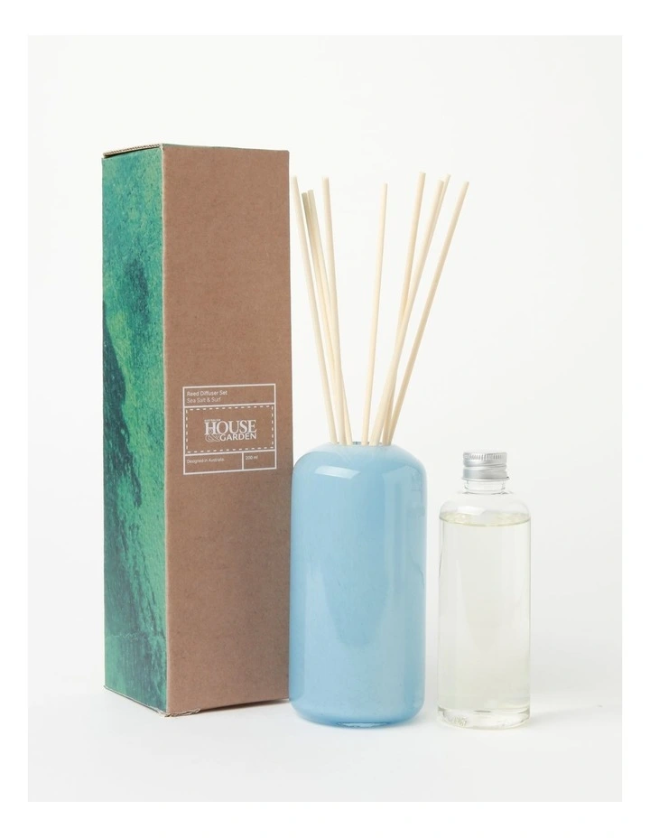 Sea Salt & Surf Scented Diffuser 200ml In Blue 4 Sea Salt & Surf Scented Diffuser 200ml In Blue - Image 2